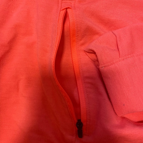 Under Armer sweatshirt - Picture 3 of 3